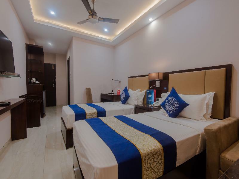 Oyo Flagship 15439 Colaba Hotel Mumbai Ngoại thất bức ảnh
